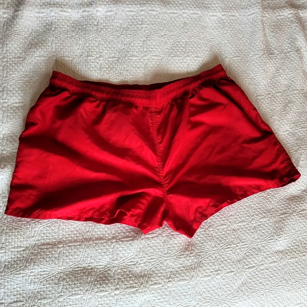 Women’s Red Shorts Size XL Used - Picture 2 of 9